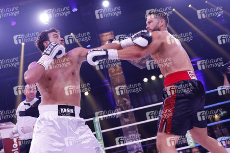 1. Kampfabend 'Das große SAT.1 Promiboxen' in Köln