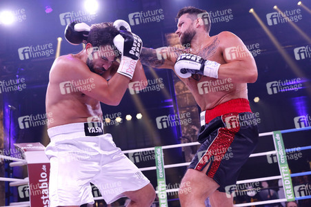 1. Kampfabend 'Das große SAT.1 Promiboxen' in Köln