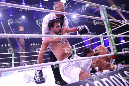 1. Kampfabend 'Das große SAT.1 Promiboxen' in Köln