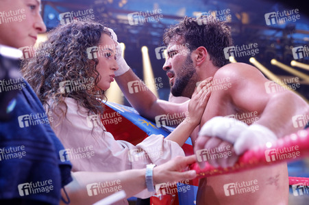 1. Kampfabend 'Das große SAT.1 Promiboxen' in Köln