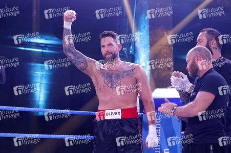 1. Kampfabend 'Das große SAT.1 Promiboxen' in Köln