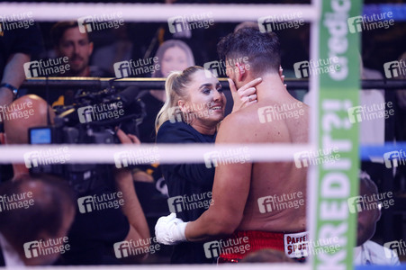 1. Kampfabend 'Das große SAT.1 Promiboxen' in Köln