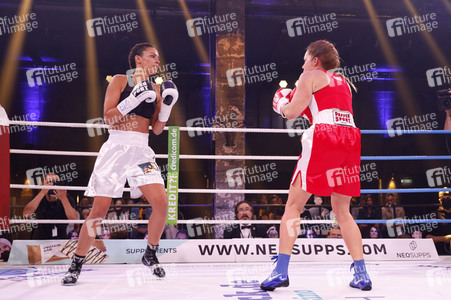 1. Kampfabend 'Das große SAT.1 Promiboxen' in Köln