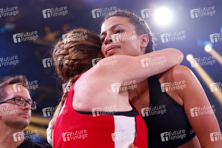 1. Kampfabend 'Das große SAT.1 Promiboxen' in Köln