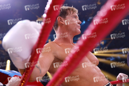 1. Kampfabend 'Das große SAT.1 Promiboxen' in Köln