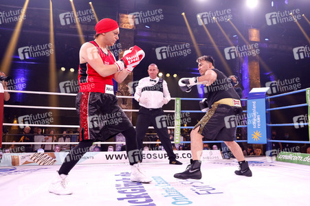 1. Kampfabend 'Das große SAT.1 Promiboxen' in Köln