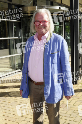 Ankunft zur TV-Aufzeichnung der Talkshow 'Riverboat' in Leipzig