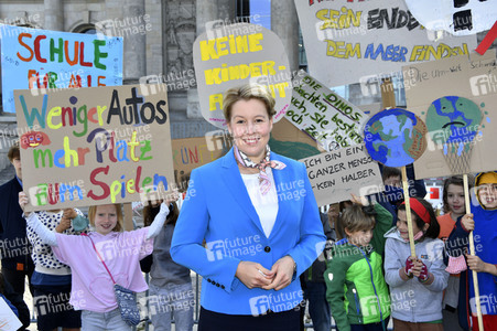 Fototermin anlässlich des Weltkindertags 2020 in Berlin