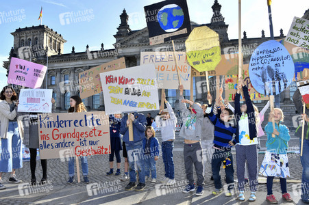Fototermin anlässlich des Weltkindertags 2020 in Berlin