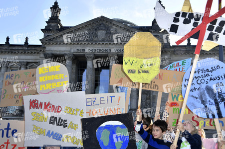 Fototermin anlässlich des Weltkindertags 2020 in Berlin