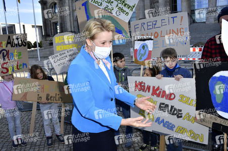Fototermin anlässlich des Weltkindertags 2020 in Berlin