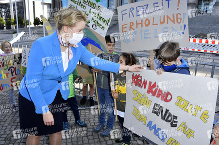 Fototermin anlässlich des Weltkindertags 2020 in Berlin
