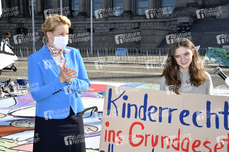 Fototermin anlässlich des Weltkindertags 2020 in Berlin