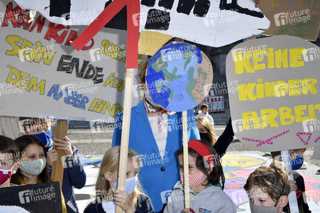 Fototermin anlässlich des Weltkindertags 2020 in Berlin