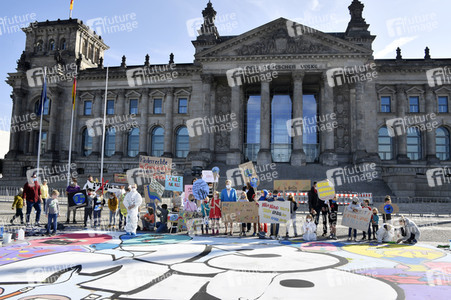 Fototermin anlässlich des Weltkindertags 2020 in Berlin