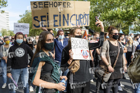 Demonstration 'Es reicht! - Wir haben Platz' in Berlin