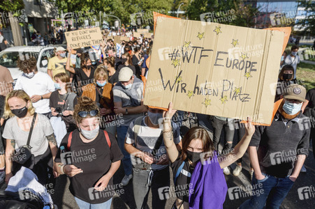 Demonstration 'Es reicht! - Wir haben Platz' in Berlin