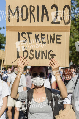 Demonstration 'Es reicht! - Wir haben Platz' in Berlin