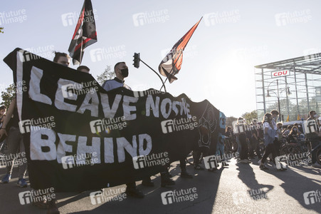 Demonstration 'Es reicht! - Wir haben Platz' in Berlin