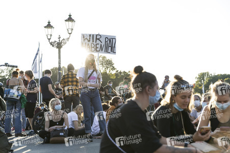 Demonstration 'Es reicht! - Wir haben Platz' in Berlin
