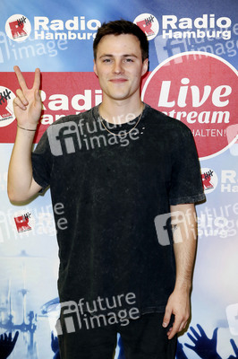 Studiobesuch von Tom Gregory bei Radio Hamburg