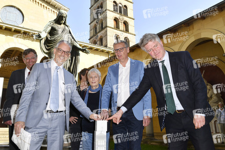 Start der Spendenkampagne zur Sanierung der Campanile der Friedenskirche in Potsdam
