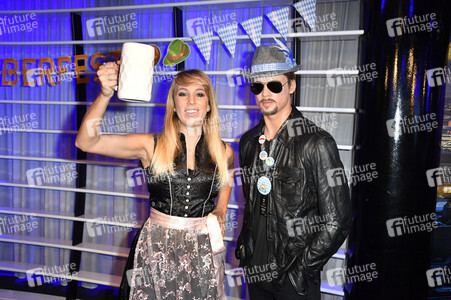 Oktoberfest Opening im Madame Tussauds in Berlin