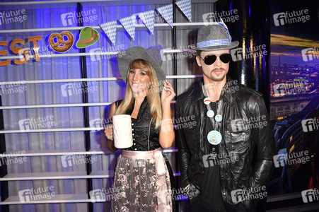 Oktoberfest Opening im Madame Tussauds in Berlin