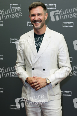 Festivaleröffnung und Filmpremiere 'Enfant Terrible', Filmfest Hamburg 2020