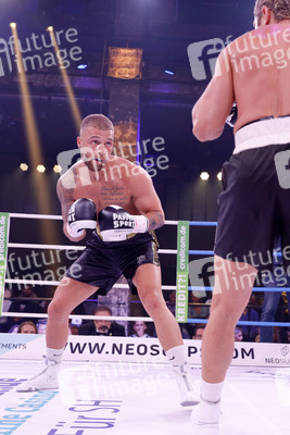 2. Kampfabend 'Das große SAT.1 Promiboxen' in Köln