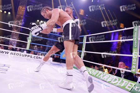 2. Kampfabend 'Das große SAT.1 Promiboxen' in Köln