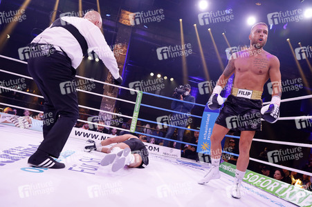 2. Kampfabend 'Das große SAT.1 Promiboxen' in Köln