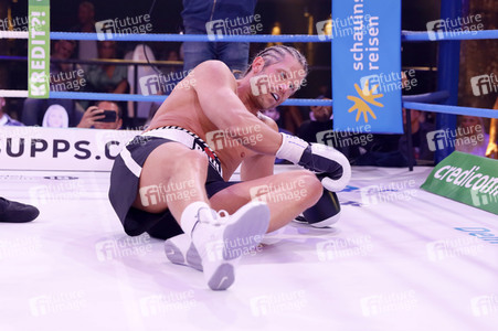 2. Kampfabend 'Das große SAT.1 Promiboxen' in Köln