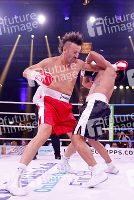 2. Kampfabend 'Das große SAT.1 Promiboxen' in Köln