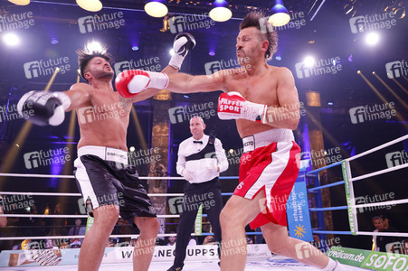 2. Kampfabend 'Das große SAT.1 Promiboxen' in Köln