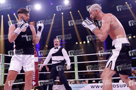 2. Kampfabend 'Das große SAT.1 Promiboxen' in Köln