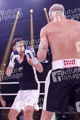 2. Kampfabend 'Das große SAT.1 Promiboxen' in Köln