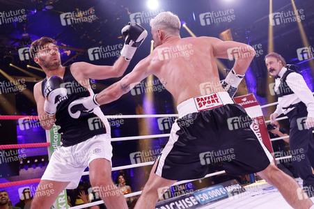 2. Kampfabend 'Das große SAT.1 Promiboxen' in Köln