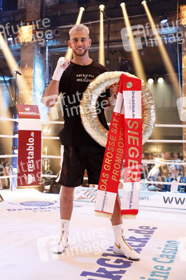 2. Kampfabend 'Das große SAT.1 Promiboxen' in Köln