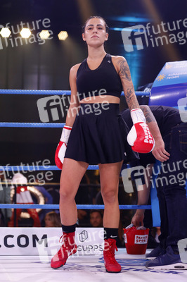 2. Kampfabend 'Das große SAT.1 Promiboxen' in Köln