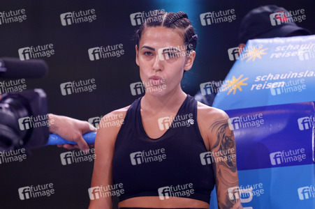 2. Kampfabend 'Das große SAT.1 Promiboxen' in Köln