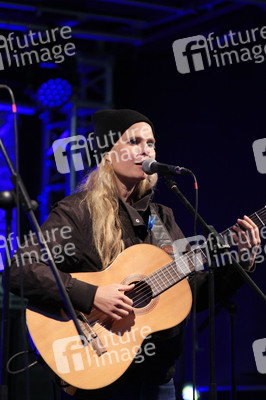 Konzert von Dota Kehr in Ostritz