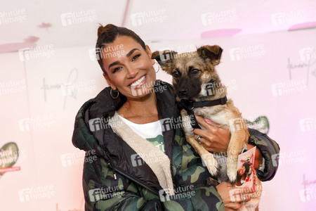 Tierheim-Pressetermin mit Jana Ina Zarrella in Köln