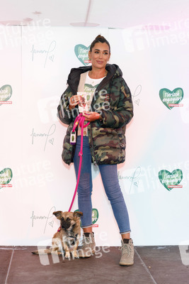 Tierheim-Pressetermin mit Jana Ina Zarrella in Köln