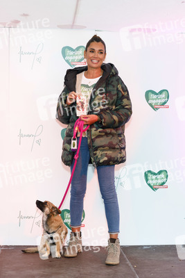 Tierheim-Pressetermin mit Jana Ina Zarrella in Köln