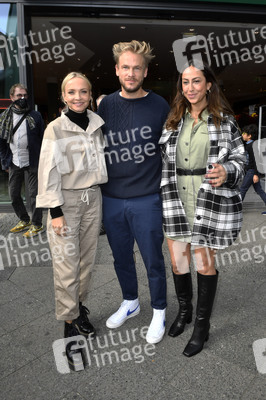 Wiedereröffnung des Globetrotter in Berlin
