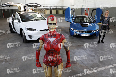 GEEK ART: Iron Woman und Black Widow Bodypainting