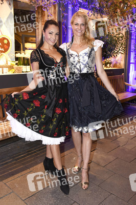 Almabtrieb in der Käfer Schänke in München