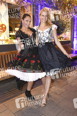 Almabtrieb in der Käfer Schänke in München