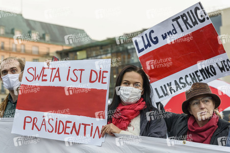 Demo für die Belarus Opposotionsbewegung in Berlin